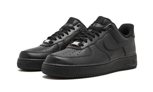 NIKE AIR FORCE 1 LOW '07 "Triple Black"